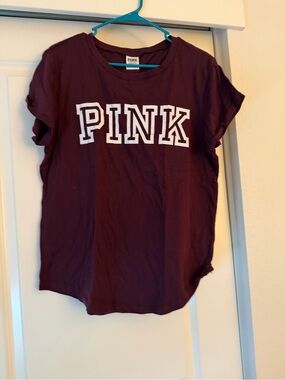PINK Victoria's Secret Short Sleeve Tee in Plum with White Logo